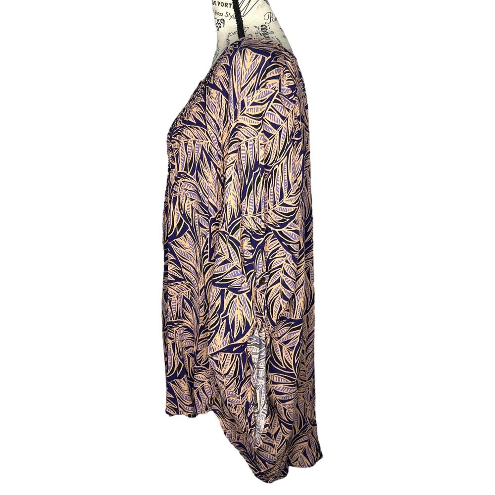 Avenue SIZE 26/28 Leaf Patterned Button Up Top Ol… - image 2